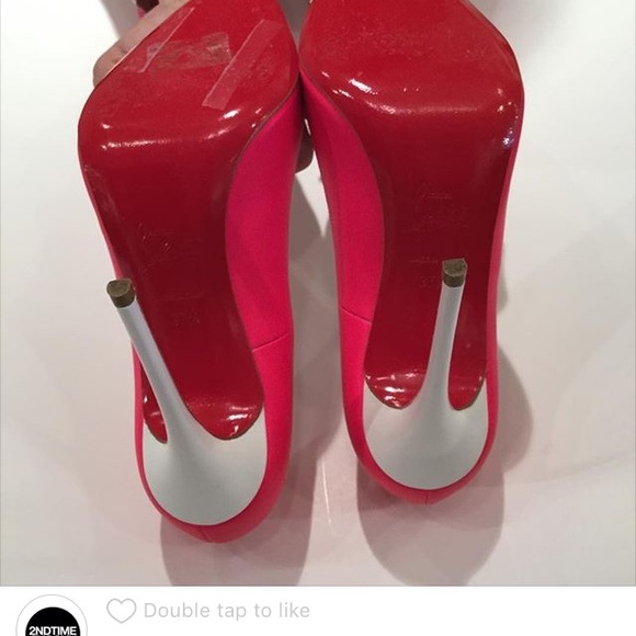 Christian Louboutin So Kate - Picture 4 of 4